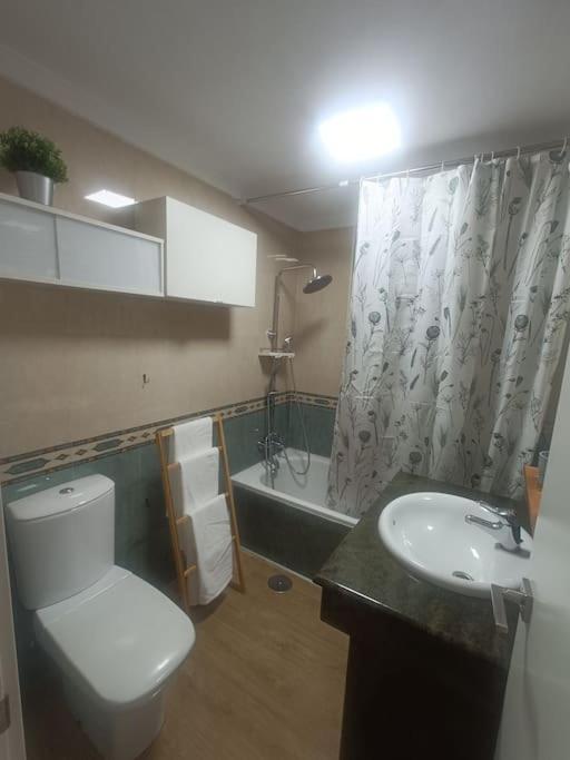 Apartamento Familiar Malaga Ngoại thất bức ảnh