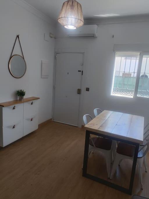Apartamento Familiar Malaga Ngoại thất bức ảnh